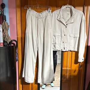 LOFT Cream Wide Leg Pants